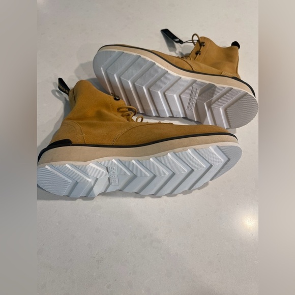 Sorel Hi Line Platform Combat Boots Geo Yellow size‎ 10 new - Picture 8 of 8